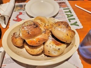 2022-07-20 garlic knots