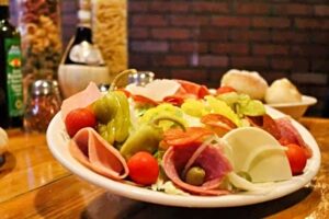 69320977_2303604236374831_2577406403996024832_n (1) antipasto